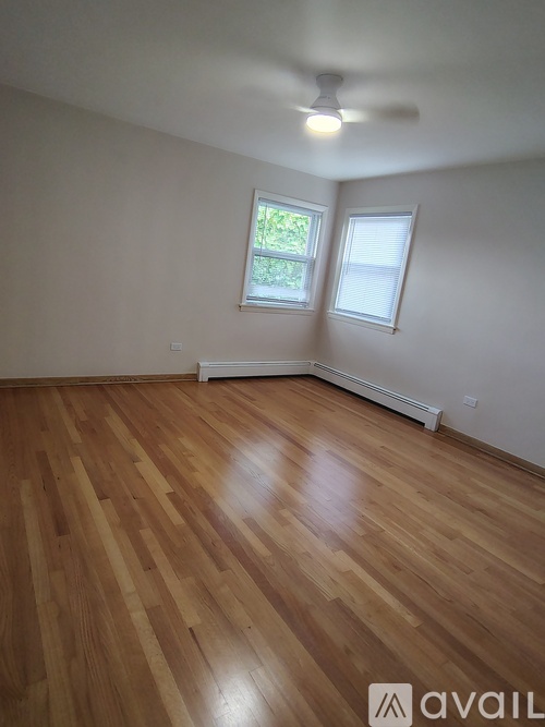 7645 West Irving Park Road 2 Beds Apartment for Rent - Photo gallery 5