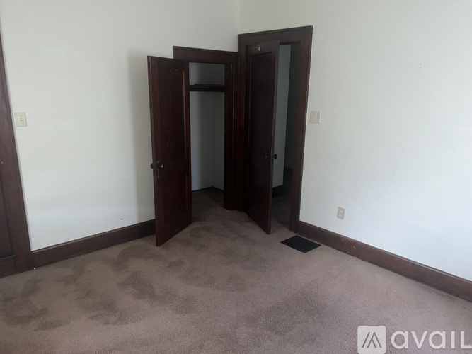 704 Burlington Avenue 1 Apartment for Rent - Photo gallery 2