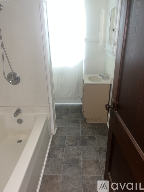 704 Burlington Avenue 1 Apartment for Rent - Photo gallery 5