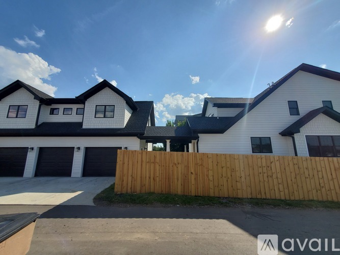 1021 Cheatham Place 4 Beds Single Family Home for Rent - Photo gallery 4