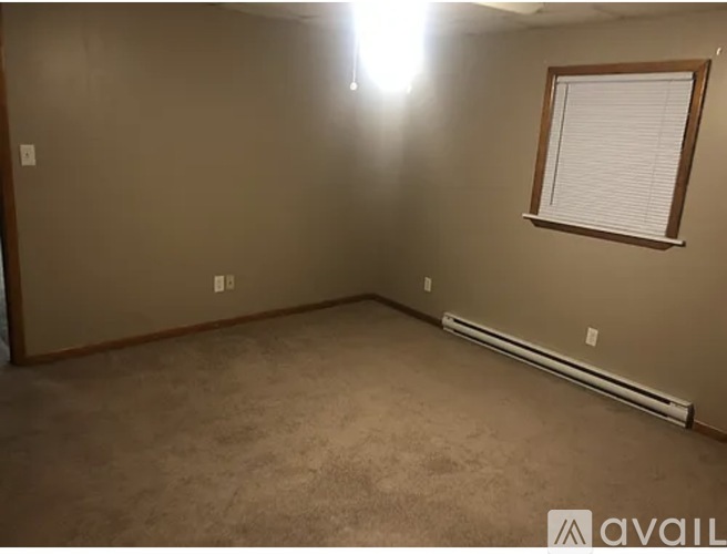 106 Powell Ave 1 Apartment for Rent - Photo gallery 3