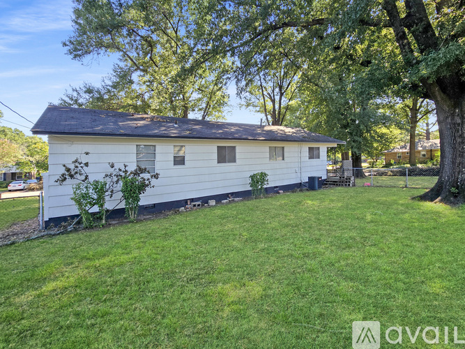 4956 Helene Rd 3 Beds Single Family Home for Rent - Photo gallery 3