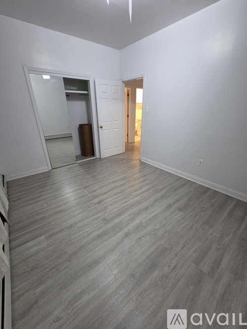 141-08 45th Ave 3 Beds Apartment for Rent - Photo gallery 5