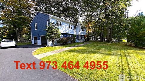 25 Cottage Place 4 Beds Apartment for Rent