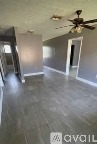 6111 Pierce St 3 Beds Apartment for Rent