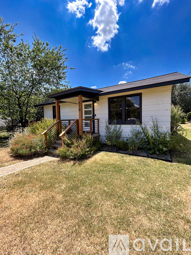510 North Lewis Street 3 Beds Single Family Home for Rent - Photo gallery 1