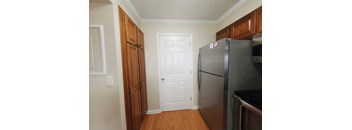2 Bedrooms, 1 Bathroom