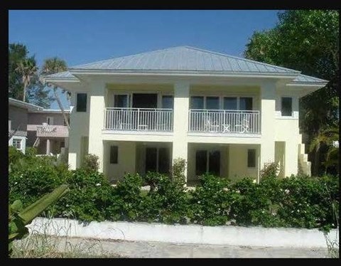 101 Palm Ave. #3 2 Beds Apartment for Rent