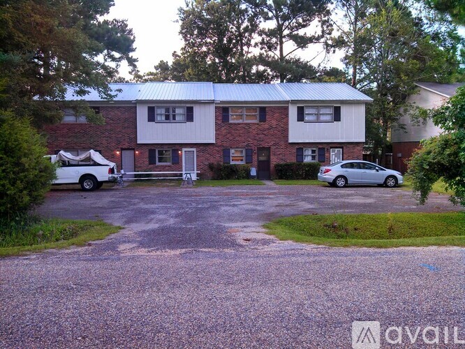 6218 Frontage Road 1 Apartment for Rent - Photo gallery 1