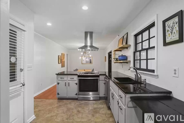 2805 Middleham Court 3 Beds Single Family Home for Rent - Photo gallery 5