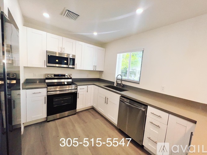 7128 SW 22nd St 2 Beds Apartment for Rent - Photo gallery 4