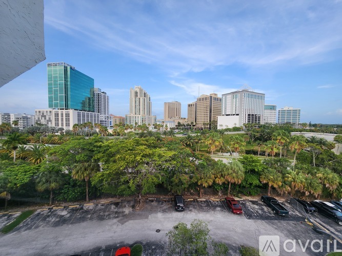 9143 Southwest 77th Avenue 3 Beds Condo for Rent - Photo gallery 3