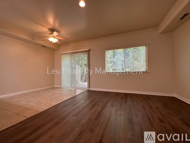 3045 Estepa Dr 3 Beds Townhouse for Rent - Photo gallery 4