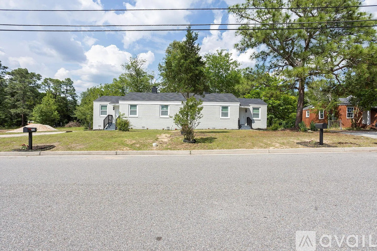 2529 Lyman St 3 Beds Single Family Home for Rent - Photo gallery 2