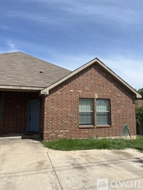 1108 Mulkey Lane 3 Beds Apartment for Rent