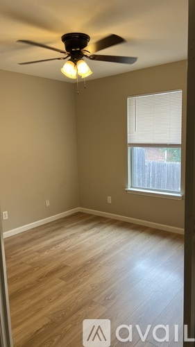 1108 Mulkey Lane 3 Beds Single Family Home for Rent - Photo gallery 4