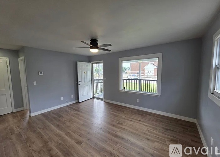 2124 Cincinnati Ave 3 Beds Single Family Home for Rent - Photo gallery 3