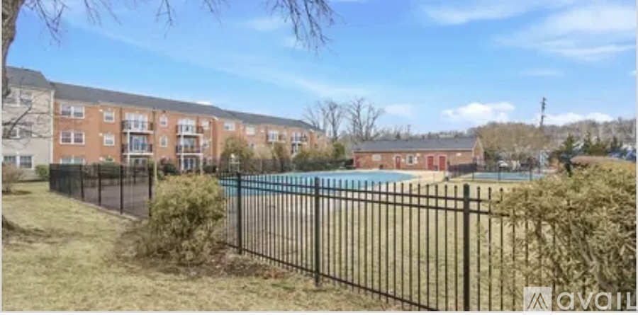 9467 Fairfax Boulevard 2 Beds Condo for Rent - Photo gallery 4