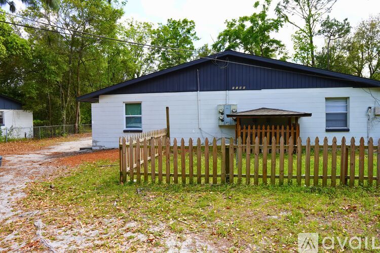 7190 Conant Ave 2 Beds Apartment for Rent - Photo gallery 1