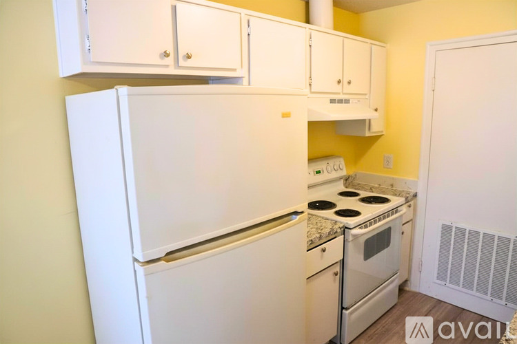 7190 Conant Ave 2 Beds Apartment for Rent - Photo gallery 3