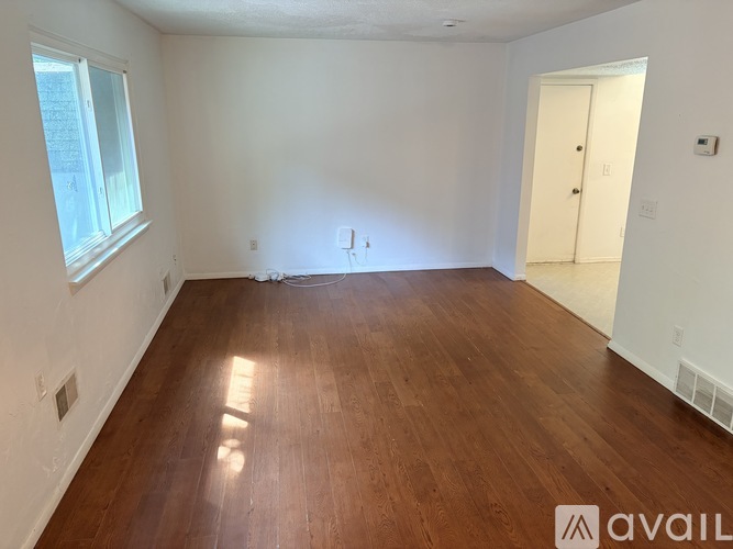 4179 Greenwood Ave 3 Beds Single Family Home for Rent - Photo gallery 4