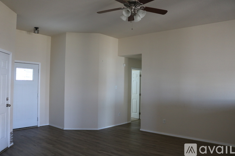 12320 Micah Drive 3 Beds Single Family Home for Rent - Photo gallery 4