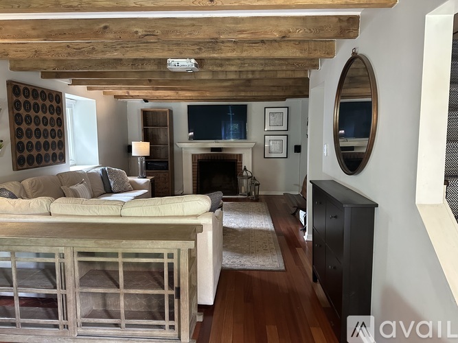 207 Stenton Avenue 3 Beds Single Family Home for Rent - Photo gallery 3