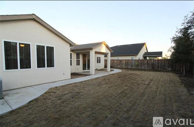 2326 South Caesar Avenue 3 Beds Single Family Home for Rent - Photo gallery 2