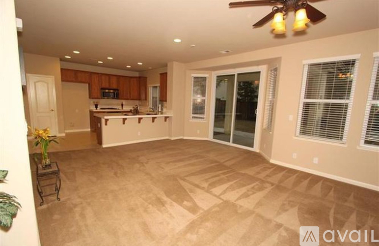 2326 South Caesar Avenue 3 Beds Single Family Home for Rent - Photo gallery 5