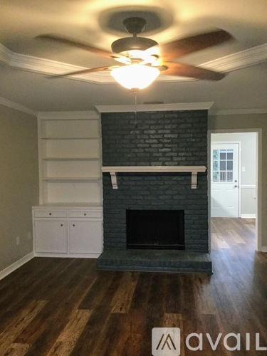 270 Hillcrest Road 3 Beds Single Family Home for Rent - Photo gallery 3