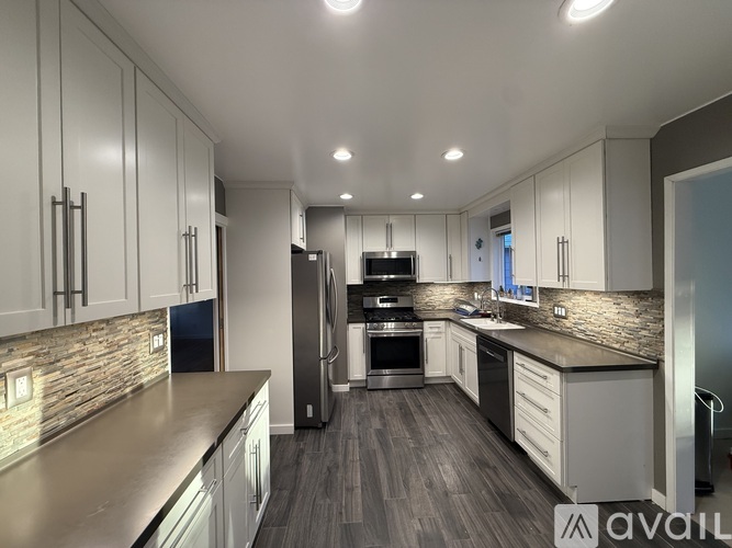 9595 Southeast Linwood Avenue 3 Beds Single Family Home for Rent - Photo gallery 4