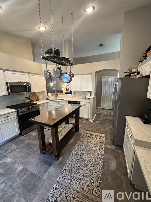 11822 Easthampton Drive 3 Beds Single Family Home for Rent - Photo gallery 2
