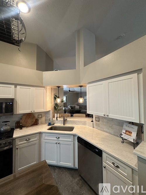 11822 Easthampton Drive 3 Beds Single Family Home for Rent - Photo gallery 5
