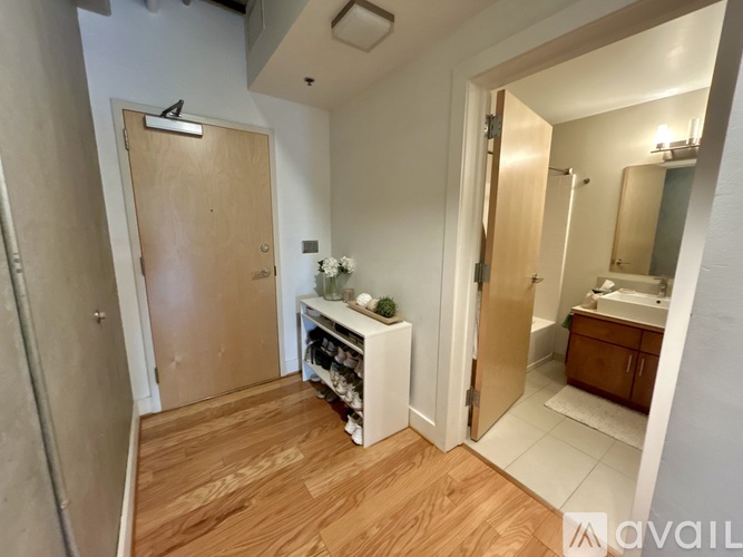 309 East 5th Street 1 Condo for Rent - Photo gallery 4