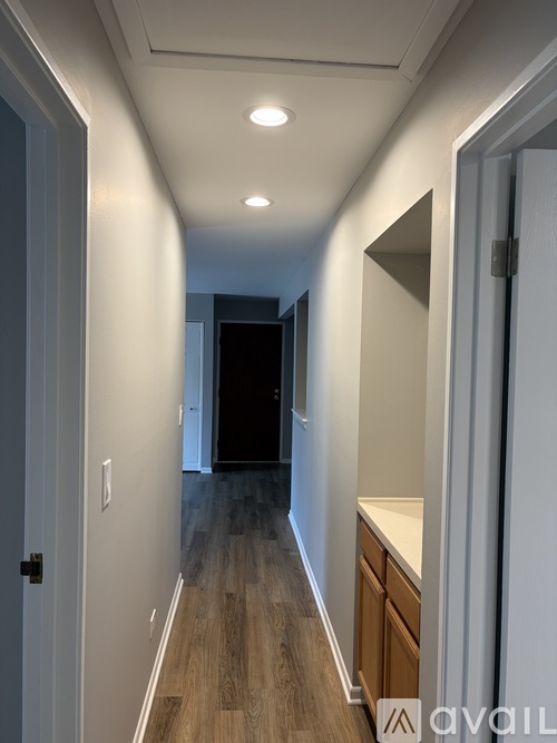880 North Lakeside Drive 2 Beds Condo for Rent - Photo gallery 4