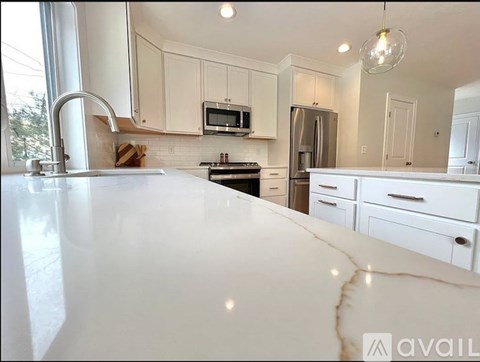 Shaker Pond Rd 3 Beds Apartment for Rent