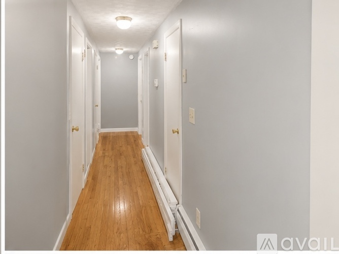 370 Pleasant Street 3 Beds Apartment for Rent - Photo gallery 3