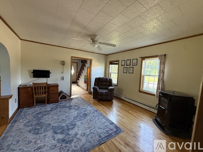 18 Main Road 4 Beds Single Family Home for Rent - Photo gallery 3