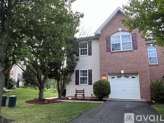 7021 Hunt Dr 3 Beds Townhouse for Rent - Photo gallery 1