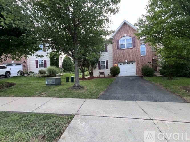 7021 Hunt Dr 3 Beds Townhouse for Rent - Photo gallery 3
