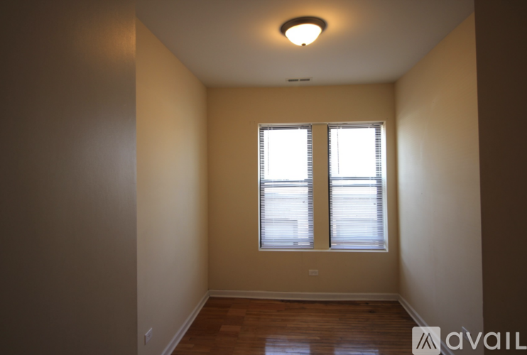 4750 N Sacramento Ave 2 Beds Apartment for Rent - Photo gallery 5