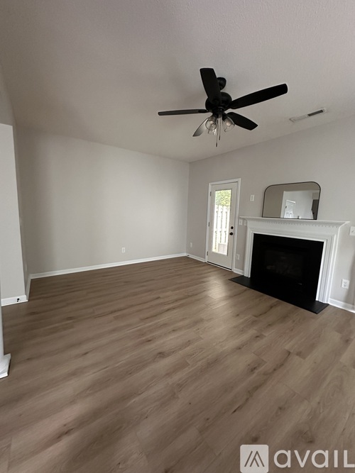 144 Queensberry Court 3 Beds Townhouse for Rent - Photo gallery 5