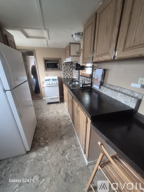 1803 Southeast 14th Street Studio Apartment for Rent - Photo gallery 4