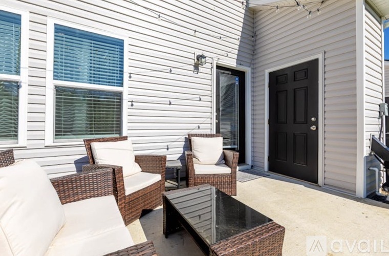 4616 Ridge Bend Drive 3 Beds Single Family Home for Rent - Photo gallery 2