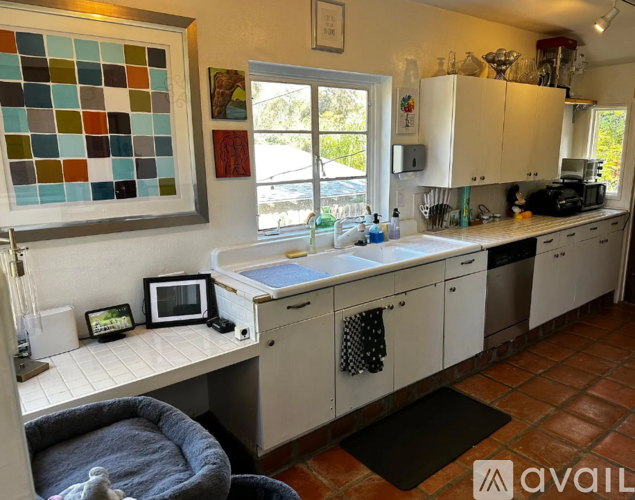 615 W Pennsylvania Ave 2 Beds Single Family Home for Rent - Photo gallery 4