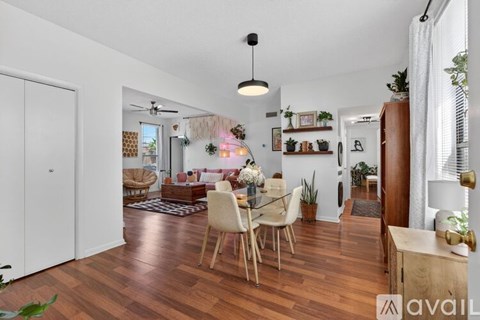 2545 Oak Street 2 Beds Apartment for Rent