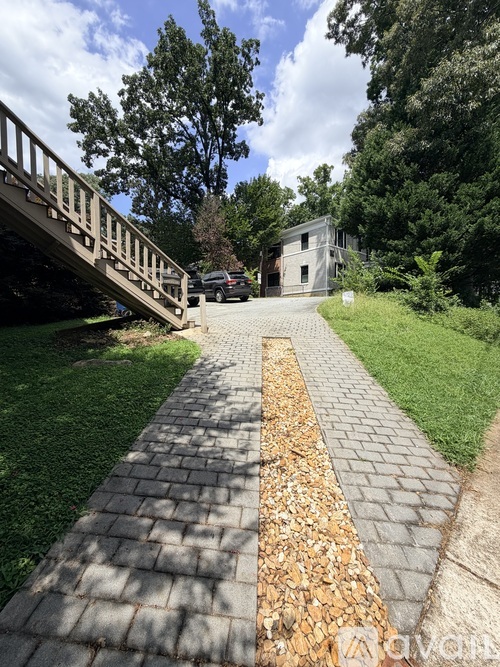 1202 Virginia Avenue Northeast 3 Beds Apartment for Rent - Photo gallery 5