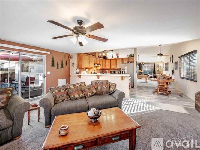 2484 Carriage Crest Dr 3 Beds Single Family Home for Rent - Photo gallery 3