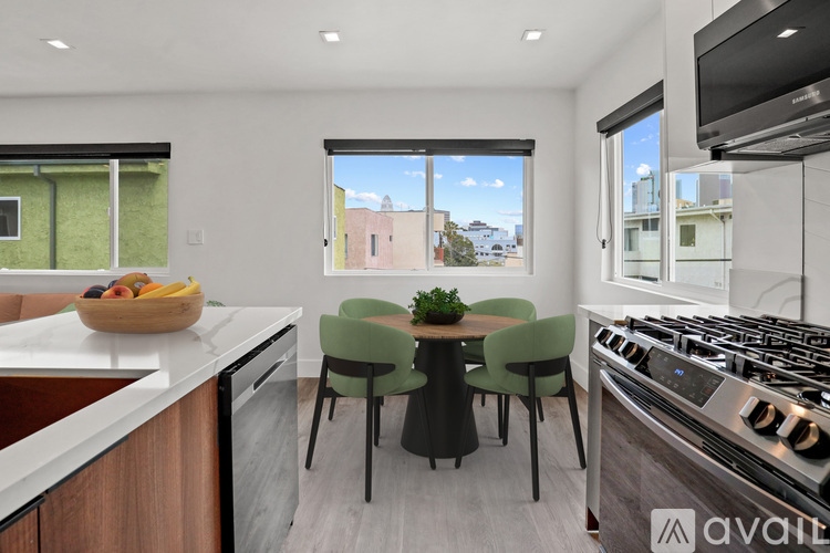 701 N Hill Pl 2 Beds Apartment for Rent - Photo gallery 4