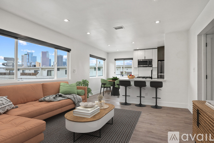 701 N Hill Pl 2 Beds Apartment for Rent - Photo gallery 5